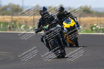 media/Jun-07-2025-TrackDaz (Sat) [[4413525952]]/C Group/240pm (Turn 9)/